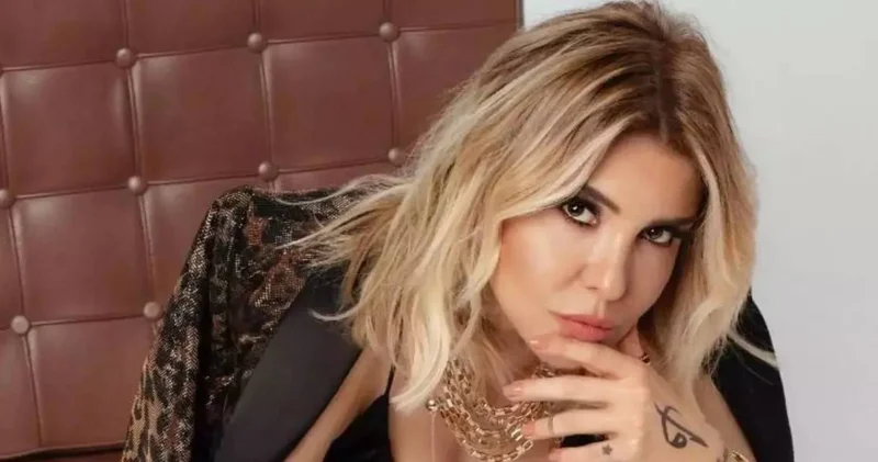 Gülben Ergen siyasete girecek mi? Süs bebeği gibi durmayıp...