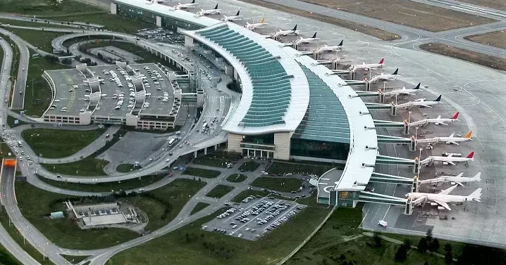 TAV Havalimanları’ndan altı ayda 824 milyon avro ciro