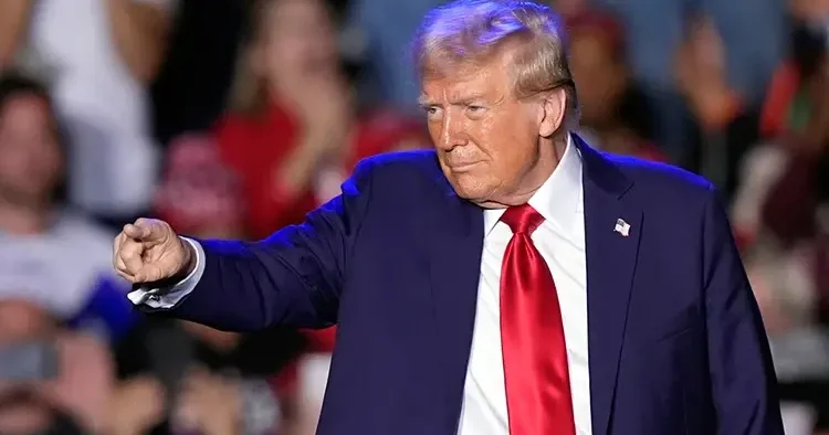 Trump Hindistan a yeni ithalat tarifesini açıkladı