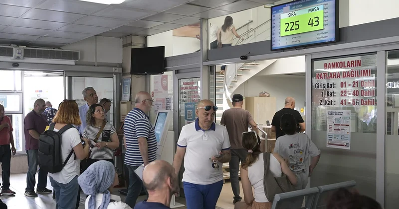 Eski tip sürücü belgelerinin yenilenmesi için yarın son gün