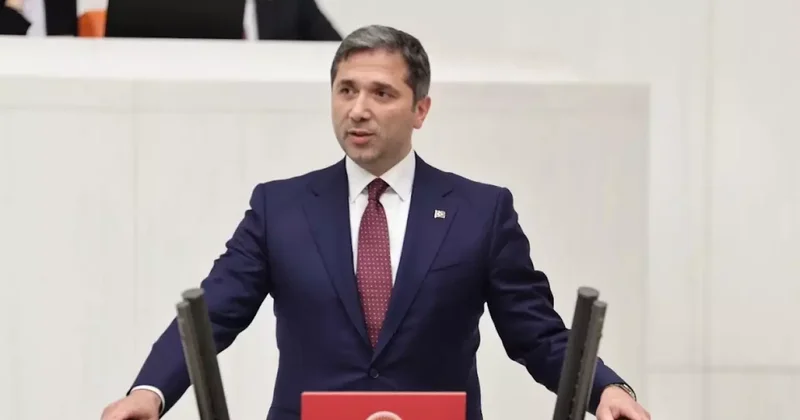 Sırakaya dan Özel e tepki: Tiktok izlemeyi bırak partine sahip çık