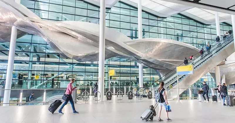 Londra hava sahası kapatıldı