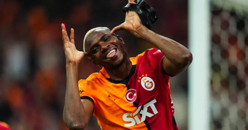 Osimhen formayı giydi: İlk açıklamayı yaptı