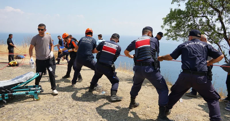 Tekirdağ da uçurumdan düşen genç için ekipler seferber oldu