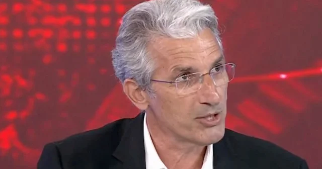 Nedim Şener CHP bir sosyal medya partisidir diyerek açıkladı: Üç beş tane trolle bile yönetebilirsiniz VİDEO İZLE