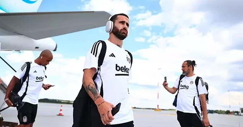 Beşiktaş kafilesi Polonya da Fanatik Spor Haberleri Video
