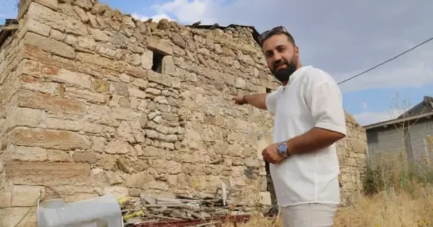 Sivas haberleri İki asırlık yapı 100 milyon TL den satışa çıkarıldı 30 Temmuz 2025