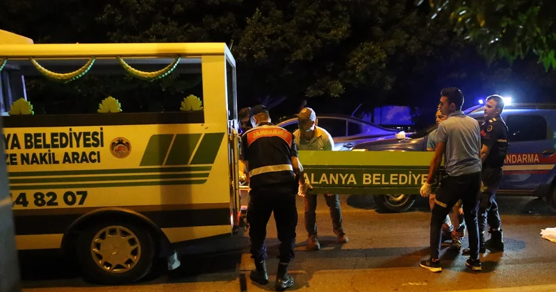 Alanya da otomobilin altında kalan yaya öldü
