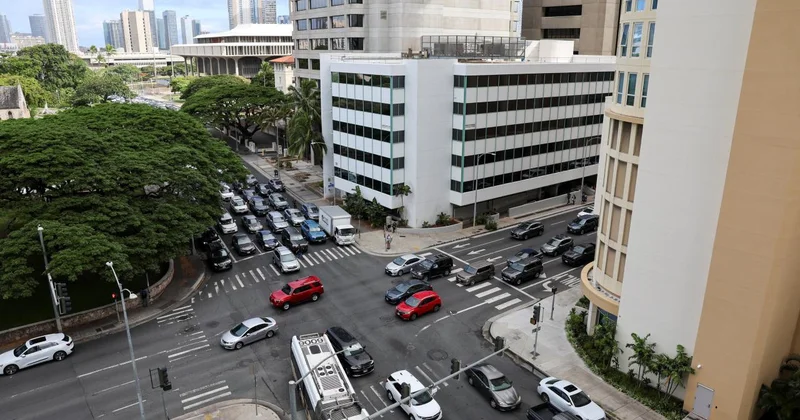 Hawaii de kıyı bölgelerinin derhal tahliyesini istendi