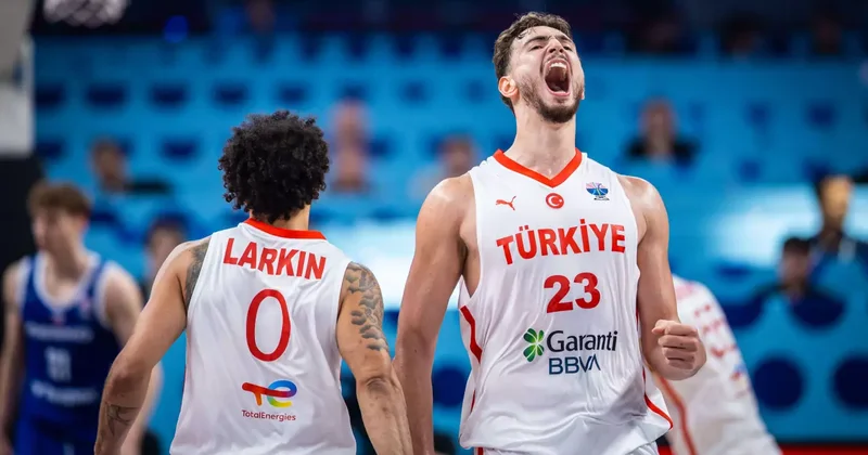 12 Dev Adam ın hedefi 3 te 3 yapmak