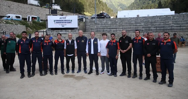 AFAD Başkanı Pehlivan, Karadeniz Bölgesi 2. Akreditasyon Kampı nı ziyaret etti: Rize Haberleri