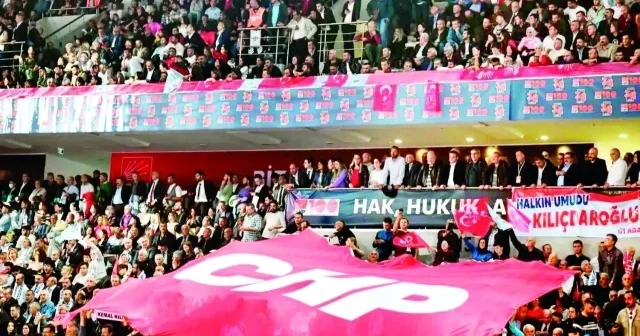 Halkın iradesini yok saymak: Sandıksız kurultay Yerel Gündem Haberleri