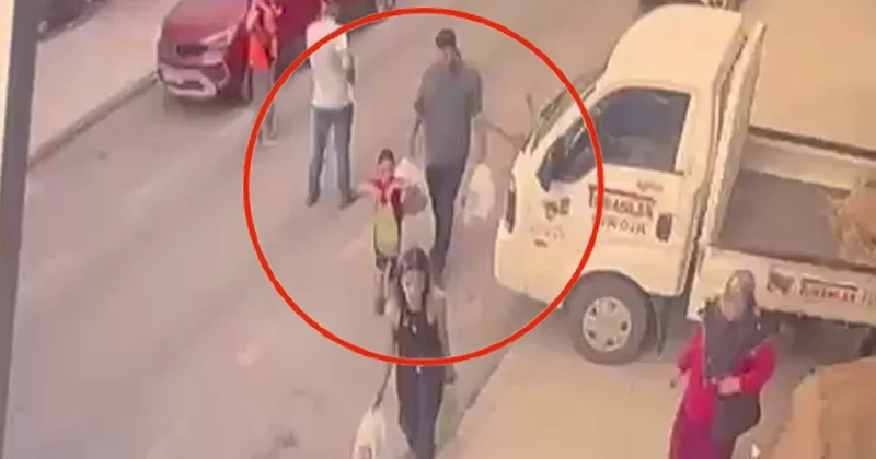 Market dönüşü kanlı infaz kamerada: Baba öldürüldü, 4 yaşındaki oğlu yaralandı Sözcü Gazetesi
