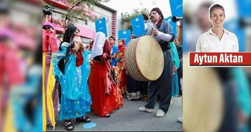 Baskı altında tiyatro ve festivaller