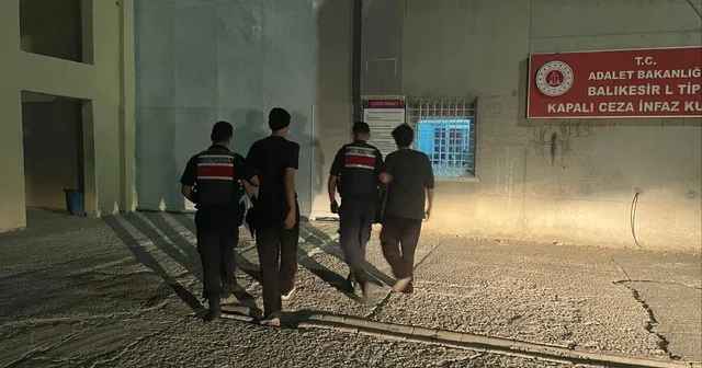 Jandarmayız diyerek bir çifti dolandıran 3 şüpheli tutuklandı Balıkesir Haberleri