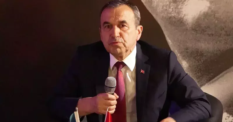 Tarihçi Naim Babüroğlu: Atatürk akıl, bilim ve umut demektir