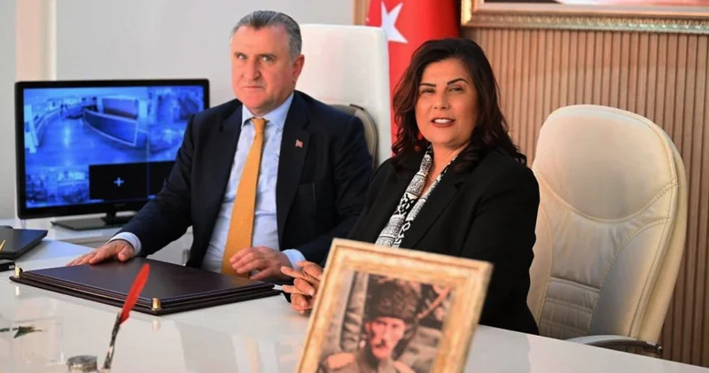 Tek karede Çerçioğlu nun özeti! AKP li Osman Aşkın bak şaşkınlıktan baka kaldı