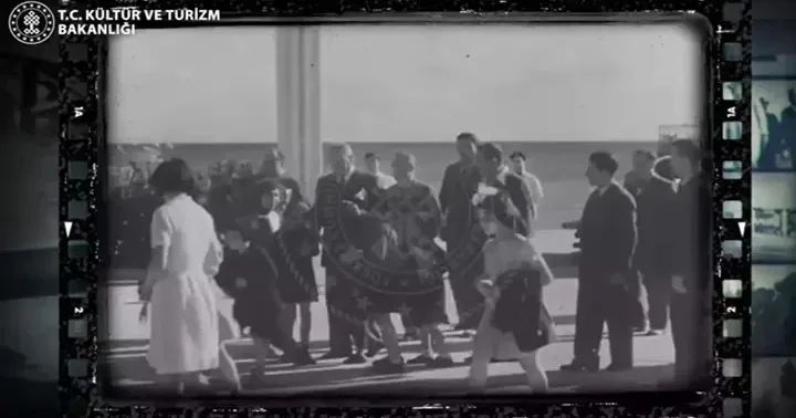 Ulu Önder Atatürk ün ilk kez yayınlanan görüntüleri... Bakan Ersoy paylaştı