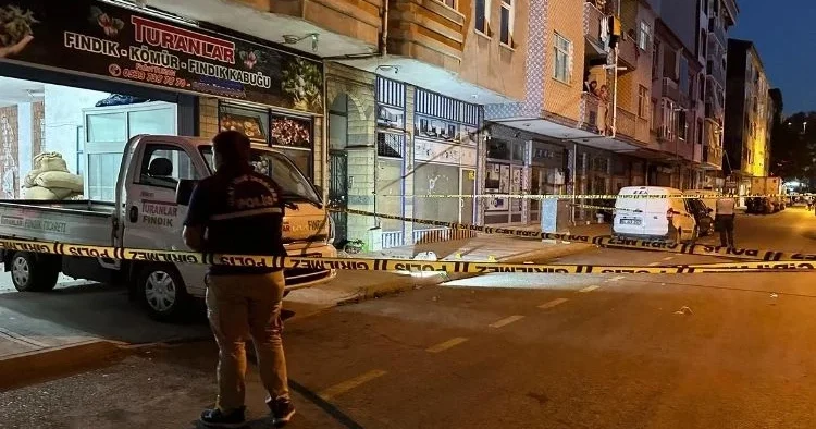 Kan donduran görüntülerin adresi Sakarya... Ailesinin yanında infaz edildi