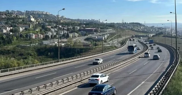 TEM Otoyolunda çalışma: Kocaeli TEM Otoyolu İstanbul yönü trafiğe kapatıldı mı? Kocaeli Haberleri