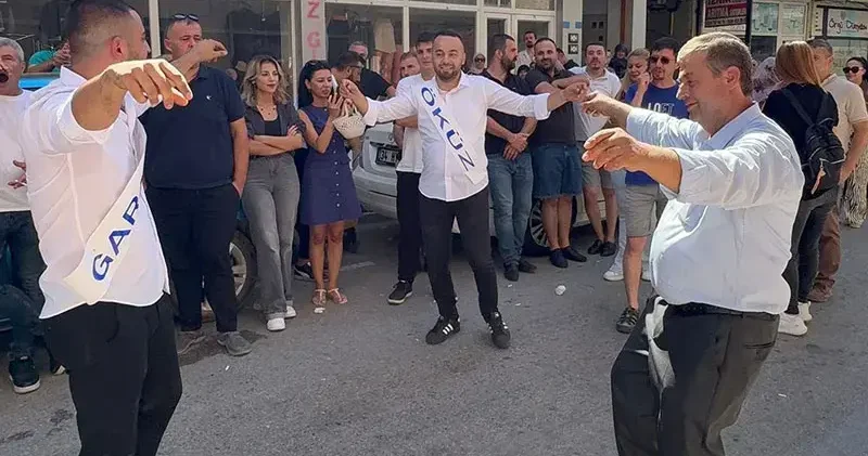 Bursa da geleneksel düğün adetleriyle evlendiler