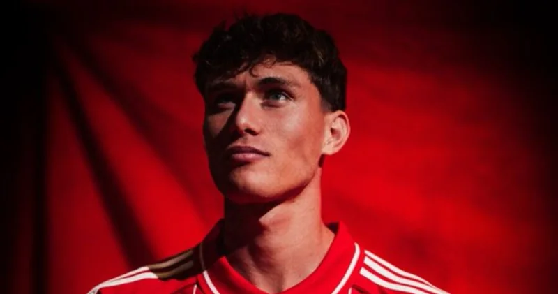 Juventus tan Nottingham Forest a: Savona imzaladı