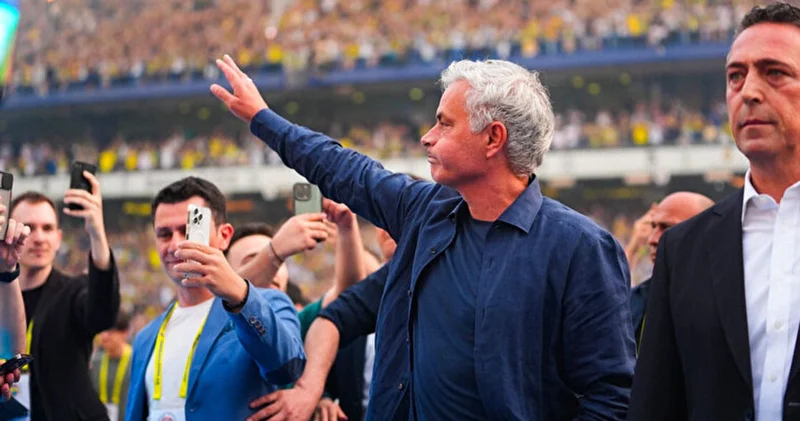 Ali Koç un Mourinho yu nasıl kovduğu ortaya çıktı: Son toplantıda olay sözler