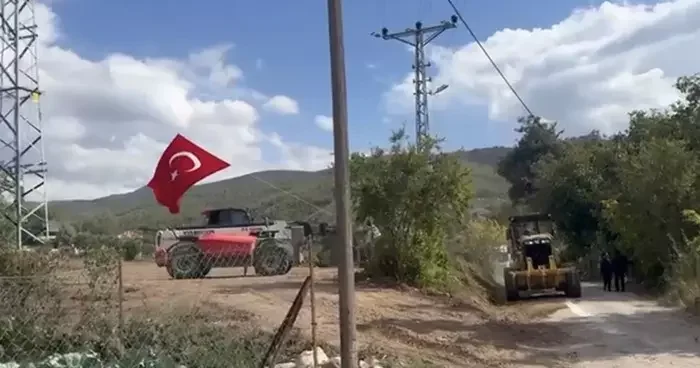 Osmaniye ye şehit ateşi düştü... Trafik kazasında hayatını kaybeden polis memurunun şahadet haberi baba ocağına ulaştı