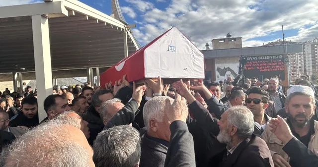 Yavuz Bülent Bakiler, son yolculuğa uğurlandı Sivas Haberleri