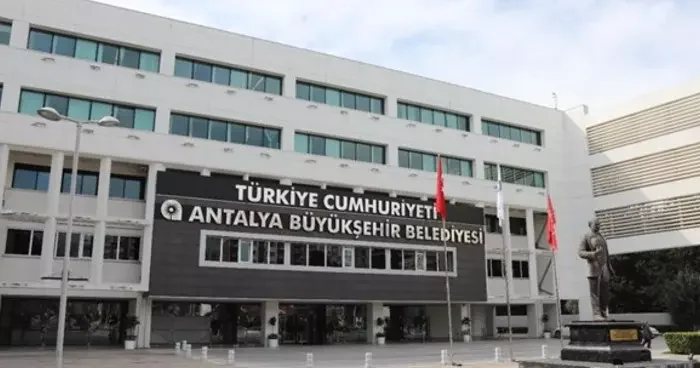 Antalya Büyükşehir Belediyesi ne Hafriyat operasyonunda yeni gelişme! Antalyaspor Derneği nde arama: 20 gözaltı!