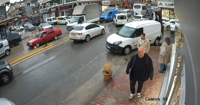 Otomobilin alev alması kamerada Kocaeli Haberleri