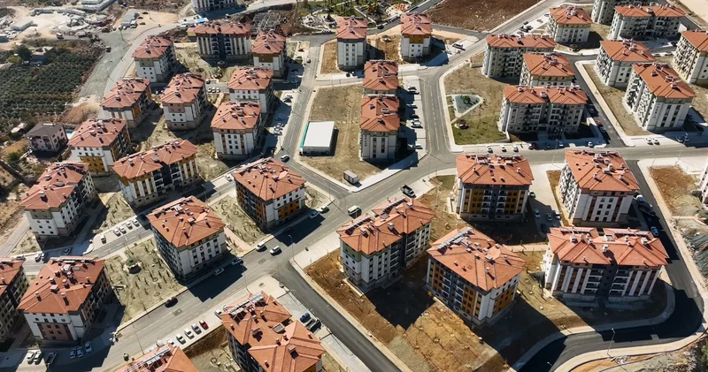 TOKİ 48 ilde yüzlerce ev ve iş yeri satacak