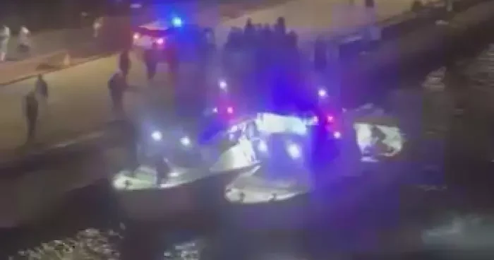 Haliç Metro Köprüsü nden denize atladılar! Yaralı olarak kurtarıldılar