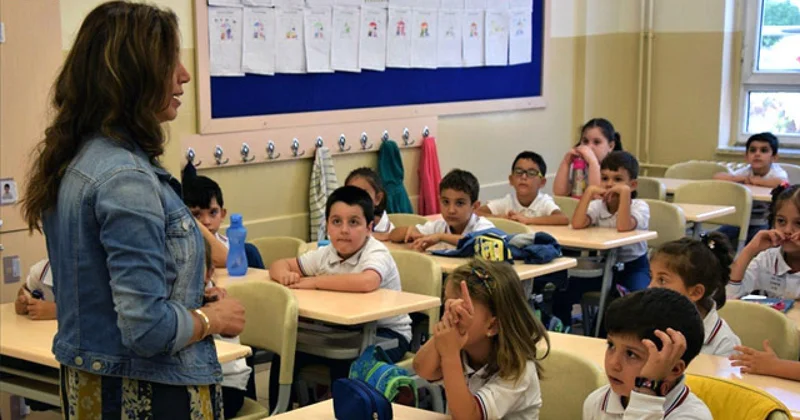 Öğretmen ve derslik başına düşen öğrenci sayısı azaldı