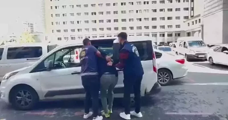Komedyen Egemen Şimşek tutuklandı