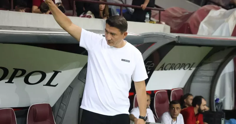 Süper Lig in eski efsanesi hocasına veda etti: Batman yenilgisi sonu oldu
