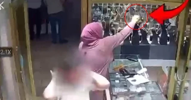 Müşteri gibi geldiği kuyumcu dükkanından altın bileklik çaldı Bursa Haberleri