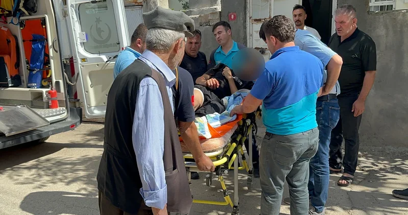 Bıçağın üzerine düşen şahıs yaralandı