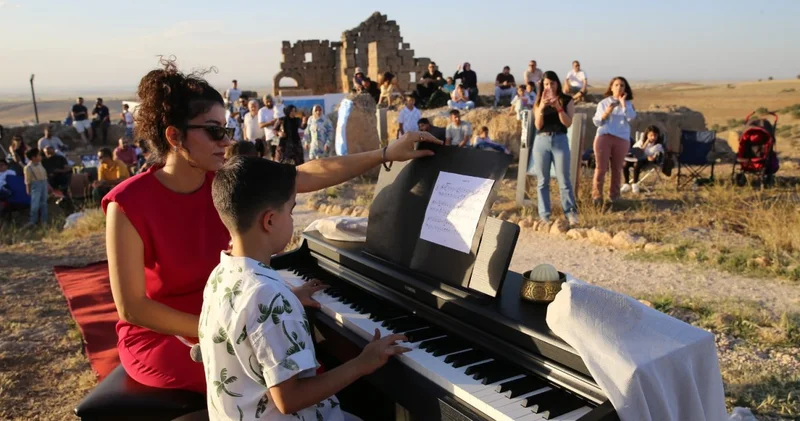 Diyarbakır ın Roma dan kalma kalesinde Yıldızlar Altında Bilim ve Sanat