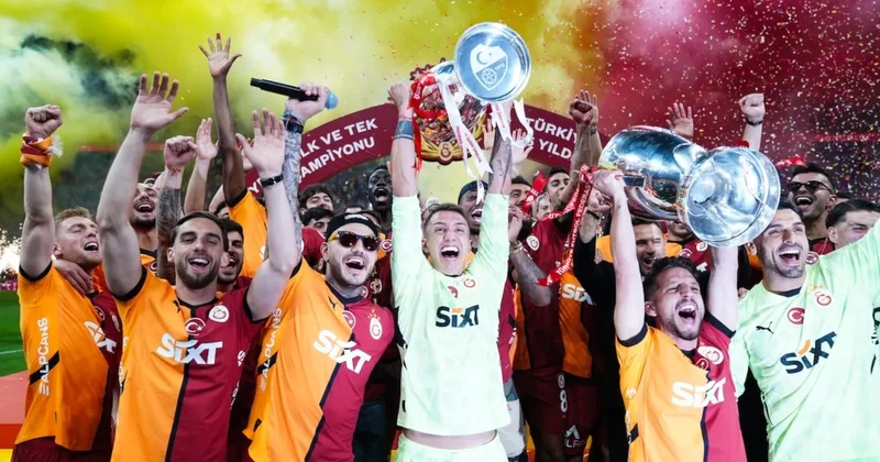 Galatasaray, Rams Park ta kupalarını kaldırdı Sözcü Gazetesi