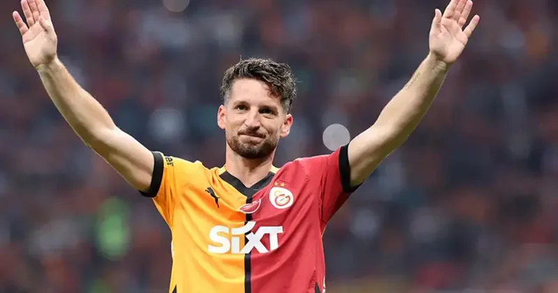Mertens, Galatasaray dan 5 kupayla ayrıldı Fanatik Gazetesi Futbol Haberleri Spor
