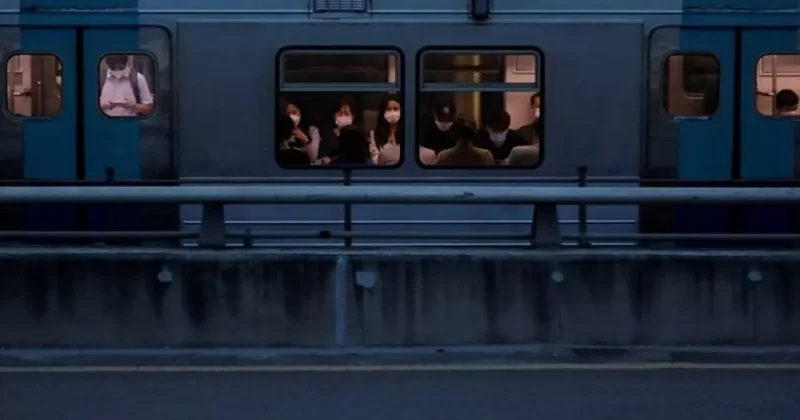 Seul metrosu kundaklandı! Yangın çıktı
