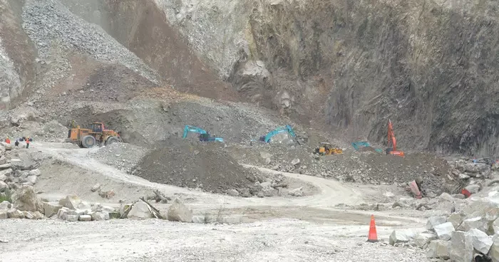 Endonezya da taş ocağı faciası! 14 kişi hayatını kaybetti, enkaz altında kalanlar var