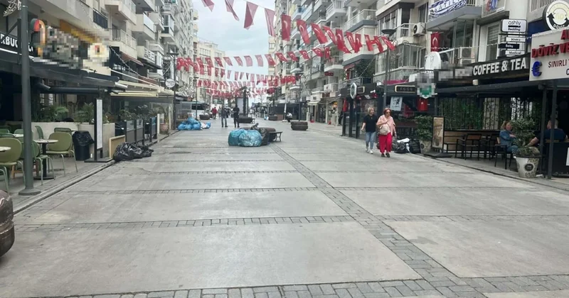 İzmir’de grev 3. gününde: Çöpler birikti, ulaşım durdu Sözcü Gazetesi