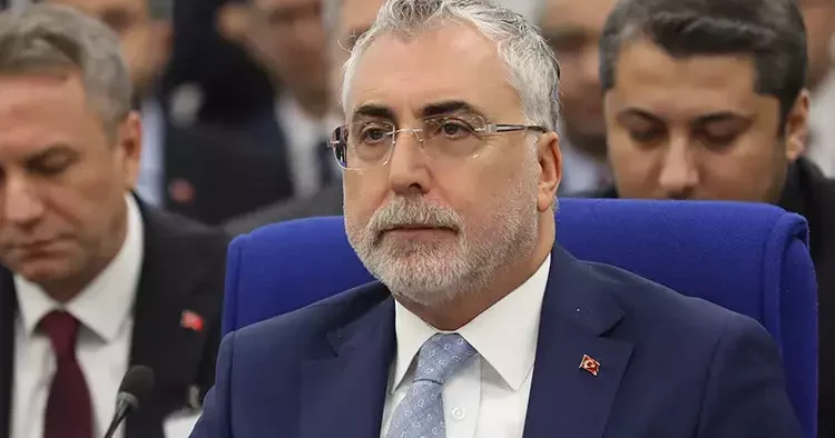 Bakan Işıkhan: 4 il ve 2 ilçede mücbir sebep hali uzatıldı
