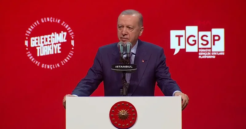Cumhurbaşkanı Erdoğan: Büyük ve güçlü Türkiye mefkuremizi sizlerle hayata geçireceğiz