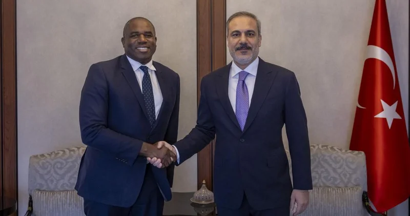 Hakan Fidan, Birleşik Krallık Dışişleri Bakanı Lammy ile telefonda görüştü