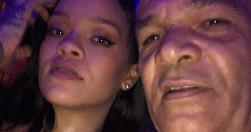 Rihanna nın babası ronald Fenty hayatını kaybetti Magazin haberleri