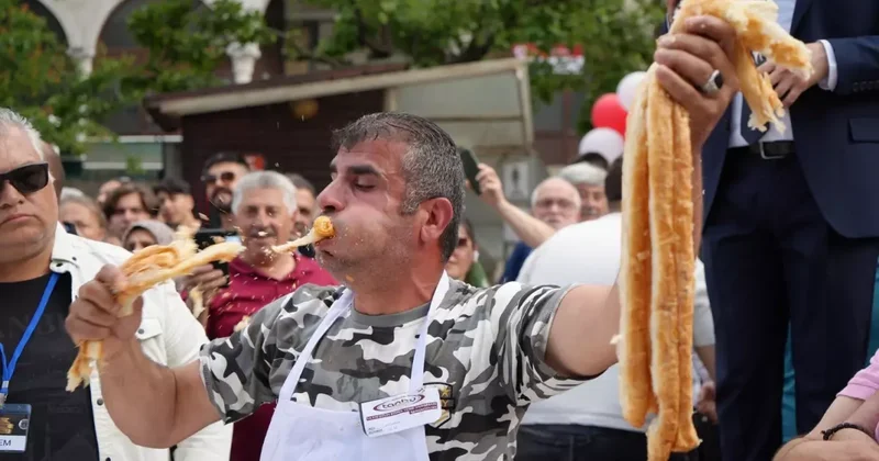 Börek yeme yarışması için günlerce aç kaldılar