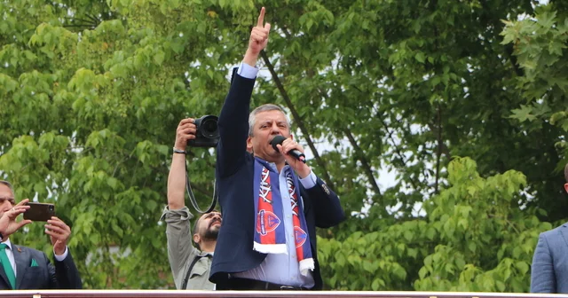 Özgür Özel: Milletin getirdiğini millet götürür Düzce Haberleri